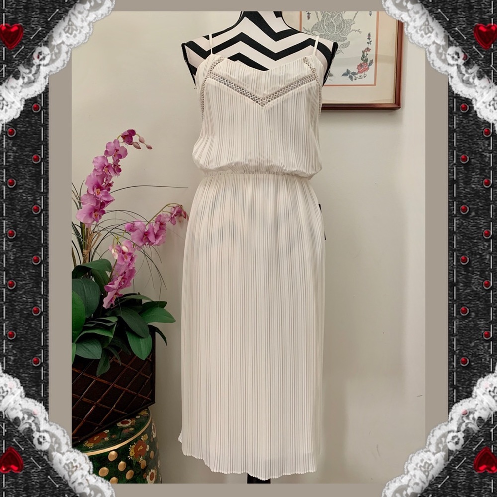 Express Elastic Waist Pleated Ivory Dress